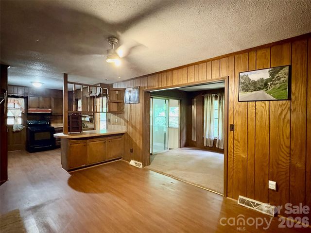 1812 Freemantown Road, Lake Lure, NC 28746