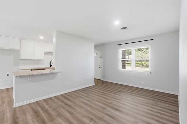 611 Crane Drive, Euless, TX 76039