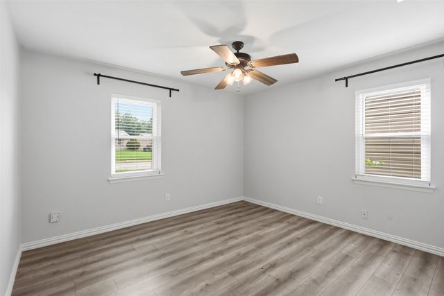 611 Crane Drive, Euless, TX 76039