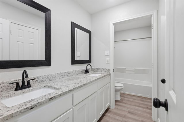 611 Crane Drive, Euless, TX 76039