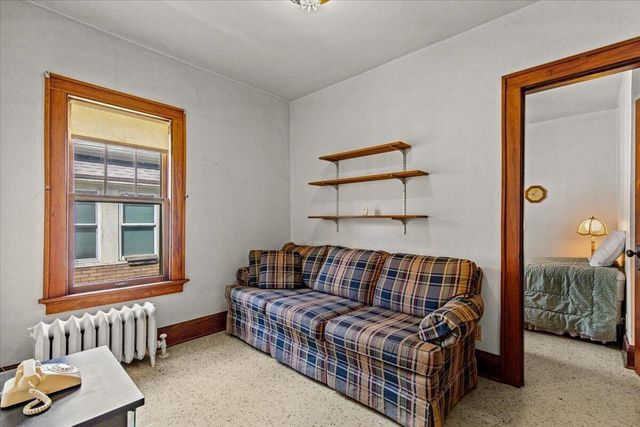 3151 S 10th STREET, Milwaukee, WI 53215