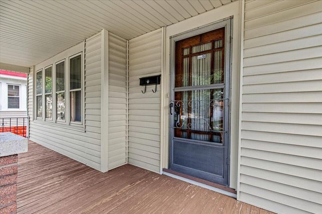3151 S 10th STREET, Milwaukee, WI 53215