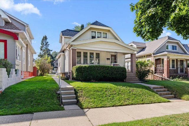 3151 S 10th STREET, Milwaukee, WI 53215