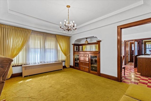 3151 S 10th STREET, Milwaukee, WI 53215