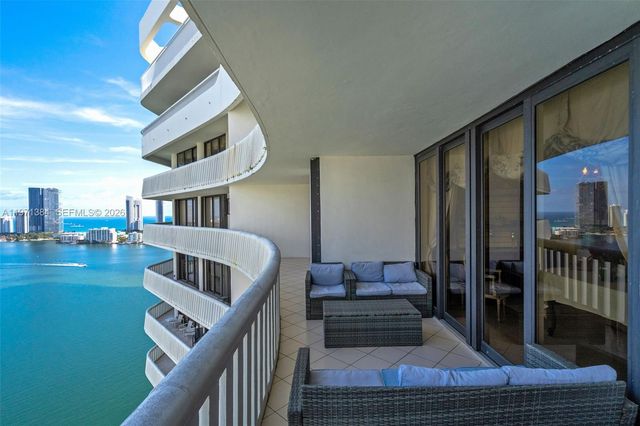 3000 Island Blvd 2902, Aventura, FL 33160