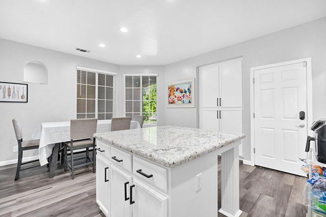 4638 W Oslin Avenue, Fresno, CA 93722