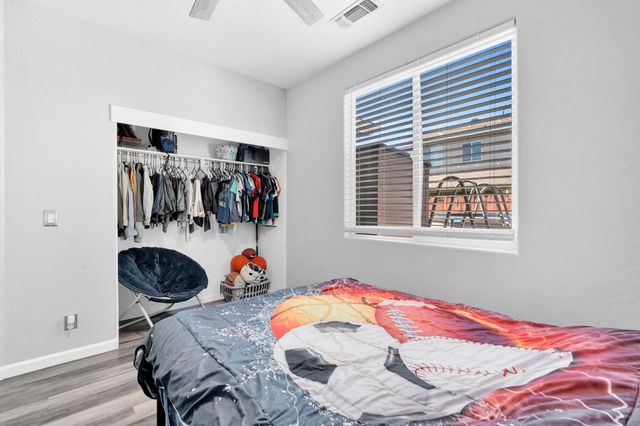4638 W Oslin Avenue, Fresno, CA 93722
