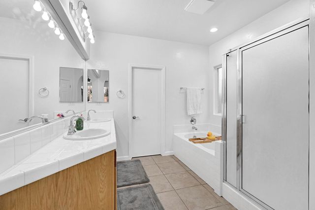 4638 W Oslin Avenue, Fresno, CA 93722