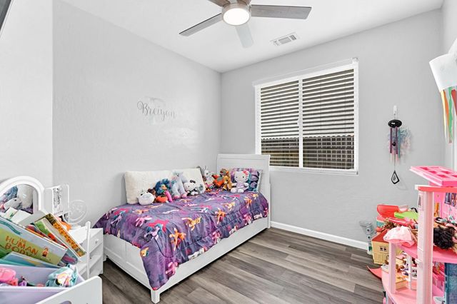 4638 W Oslin Avenue, Fresno, CA 93722