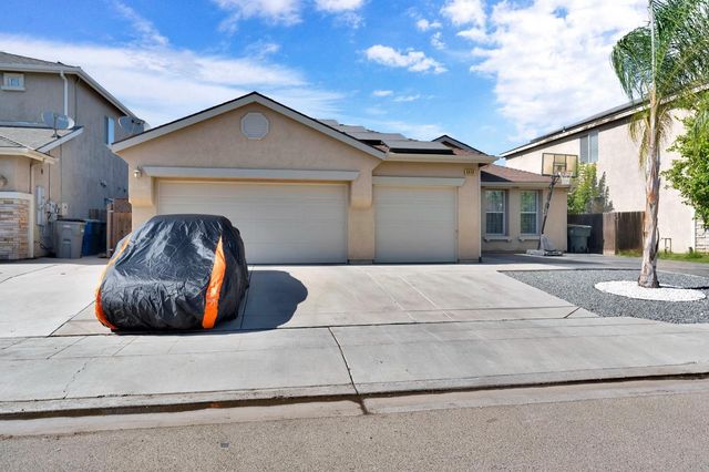 4638 W Oslin Avenue, Fresno, CA 93722