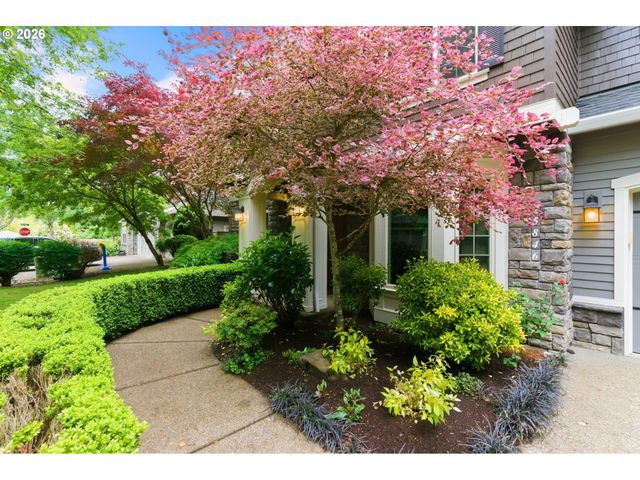 15846 ALLISON Pl, Lake Oswego, OR 97035