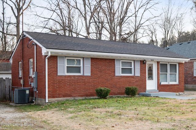 10719 Charlene Dr, Fairdale, KY 40118