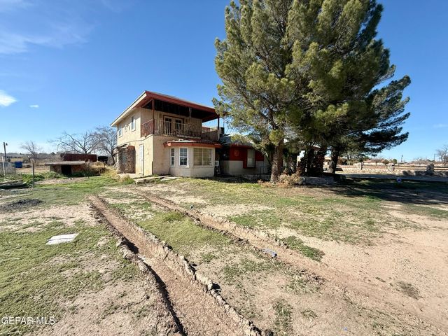 5935 Westside Drive, El Paso, TX 79932