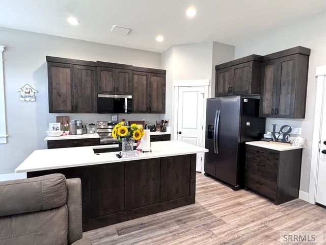 472 Fieldstone Ave, Rigby, ID 83442