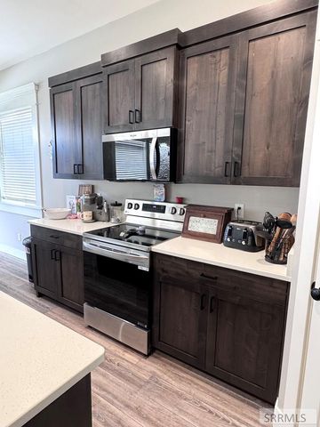 472 Fieldstone Ave, Rigby, ID 83442