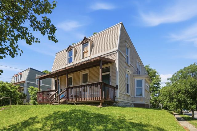 4569 N Edgewood Avenue, Cincinnati, OH 45232