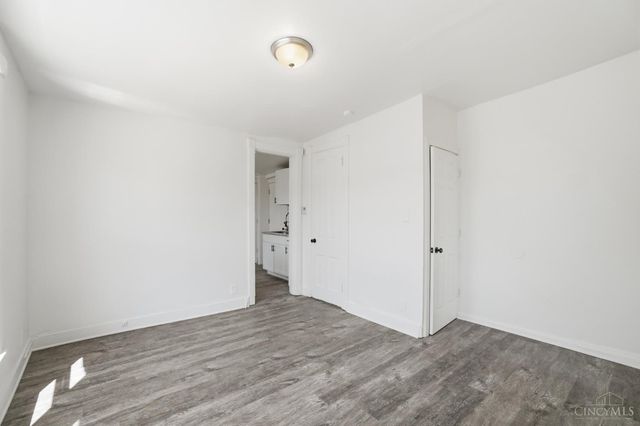 4569 N Edgewood Avenue, Cincinnati, OH 45232