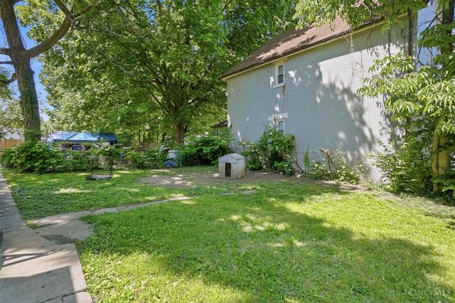 4569 N Edgewood Avenue, Cincinnati, OH 45232