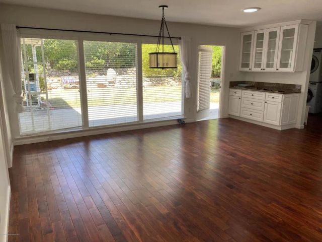 2387 Glen Canyon Road, Altadena, CA 91001