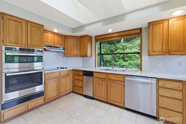 21006 SE 268th Court, Covington, WA 98042