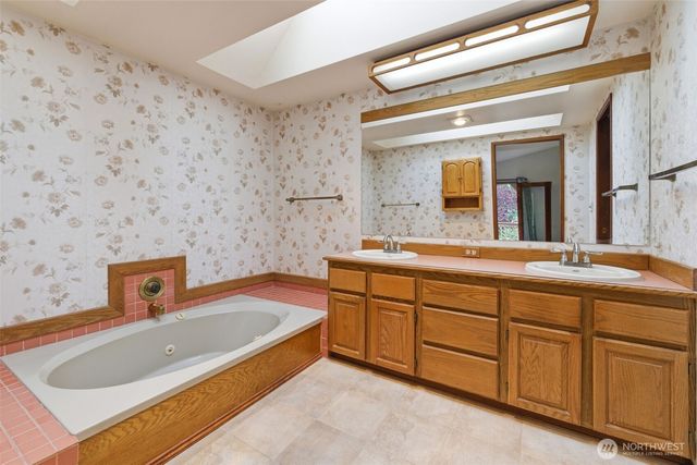 21006 SE 268th Court, Covington, WA 98042
