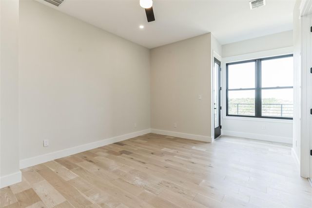707 Broken HLS, Horseshoe Bay, TX 78657