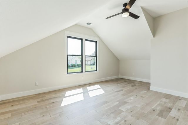 707 Broken HLS, Horseshoe Bay, TX 78657