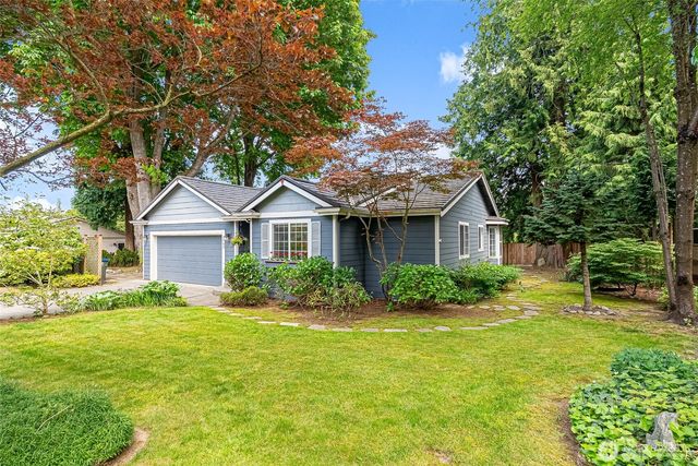 8062 Kayak Way, Blaine, WA 98230