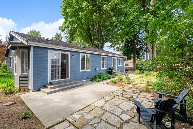 8062 Kayak Way, Blaine, WA 98230