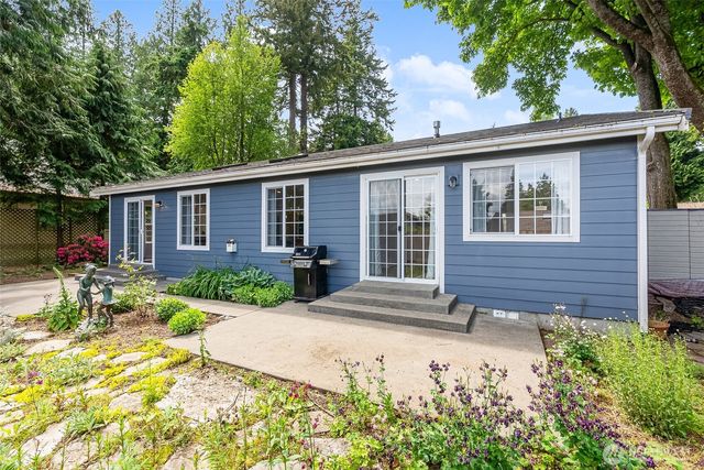 8062 Kayak Way, Blaine, WA 98230