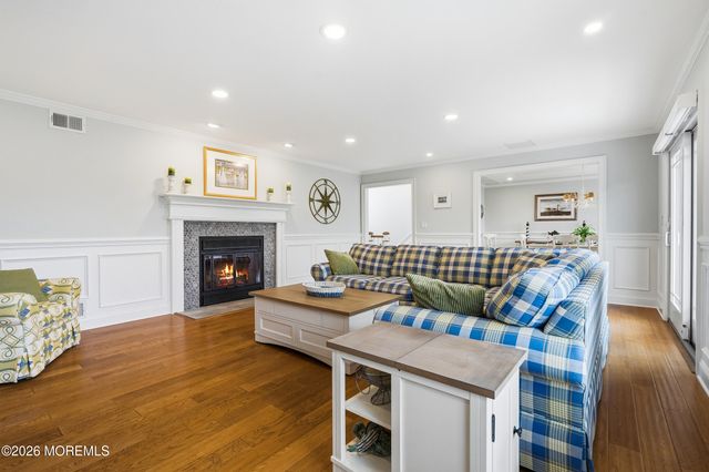 379 Route 35 N, Mantoloking, NJ 08738