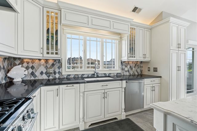 379 Route 35 N, Mantoloking, NJ 08738
