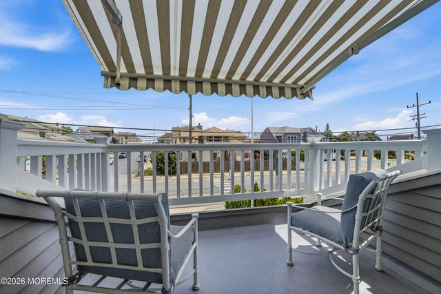 379 Route 35 N, Mantoloking, NJ 08738