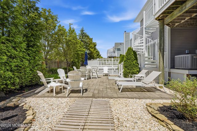 379 Route 35 N, Mantoloking, NJ 08738
