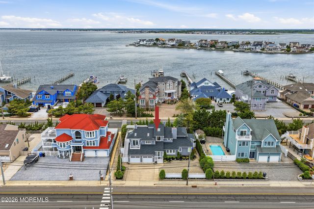 379 Route 35 N, Mantoloking, NJ 08738
