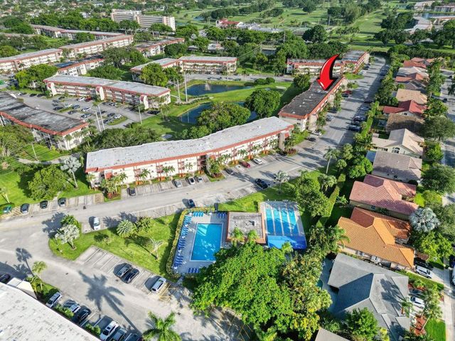 8980 S Hollybrook Boulevard 204, Pembroke Pines, FL 33025