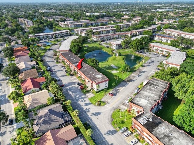 8980 S Hollybrook Boulevard 204, Pembroke Pines, FL 33025