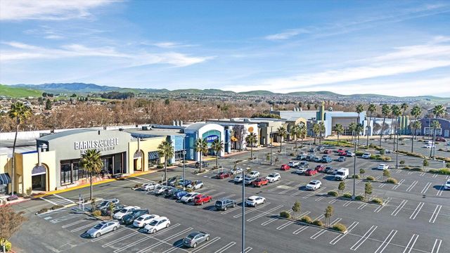 4185 Font Ct, Dublin, CA 94568