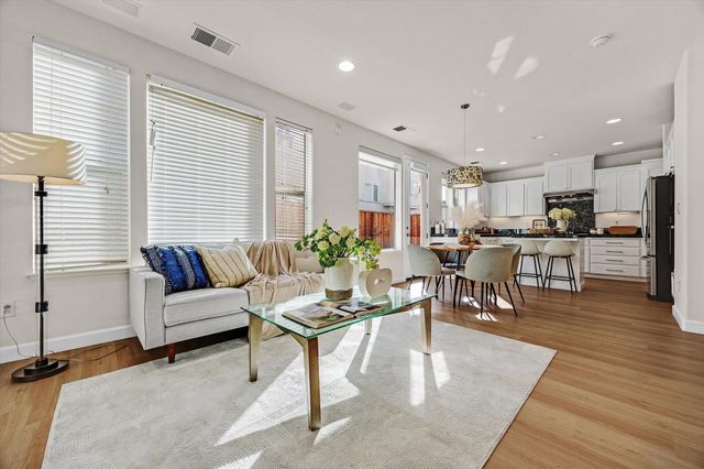 4185 Font Ct, Dublin, CA 94568