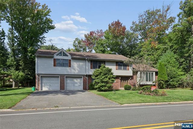 612 Floyd Street, Englewood Cliffs, NJ 07632