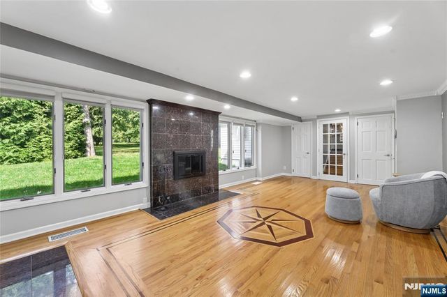 612 Floyd Street, Englewood Cliffs, NJ 07632
