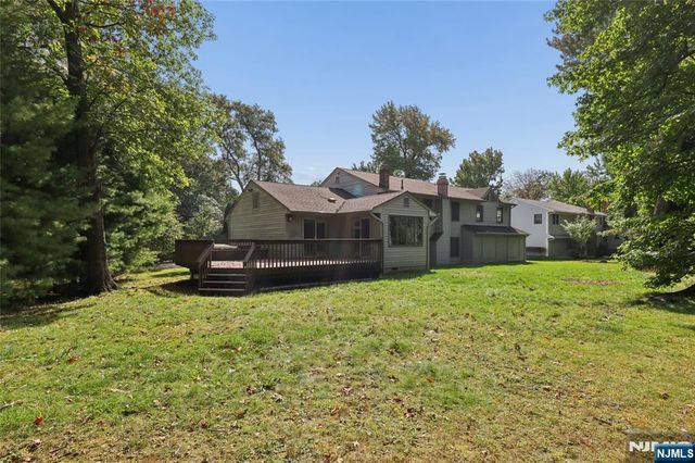 612 Floyd Street, Englewood Cliffs, NJ 07632