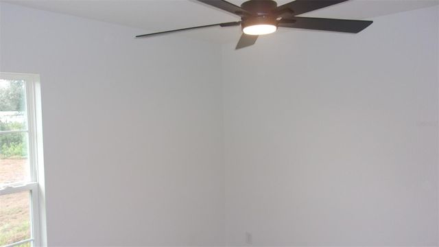 8410 SW 157TH LANE, Dunnellon, FL 34432