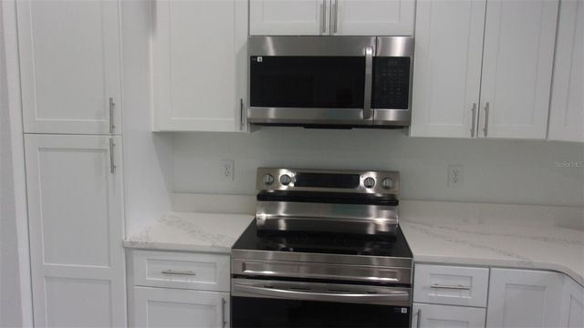 8410 SW 157TH LANE, Dunnellon, FL 34432