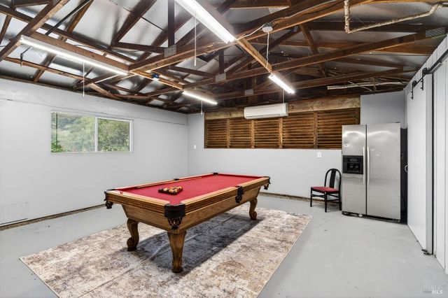 2348 Mill Creek Ln, Healdsburg, CA 95448