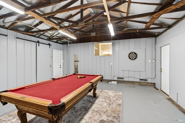 2348 Mill Creek Ln, Healdsburg, CA 95448