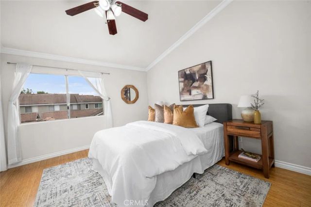 152 Greenmoor 64, Irvine, CA 92614
