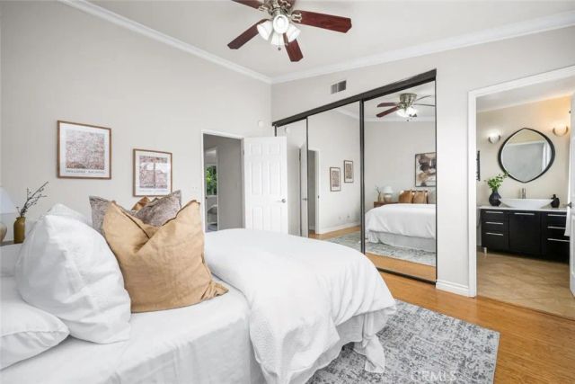 152 Greenmoor 64, Irvine, CA 92614