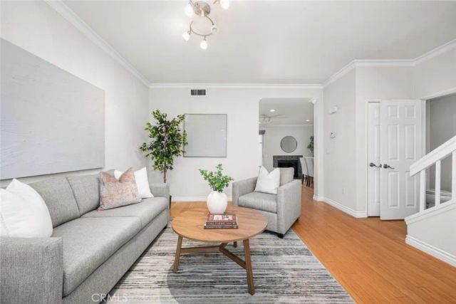 152 Greenmoor 64, Irvine, CA 92614