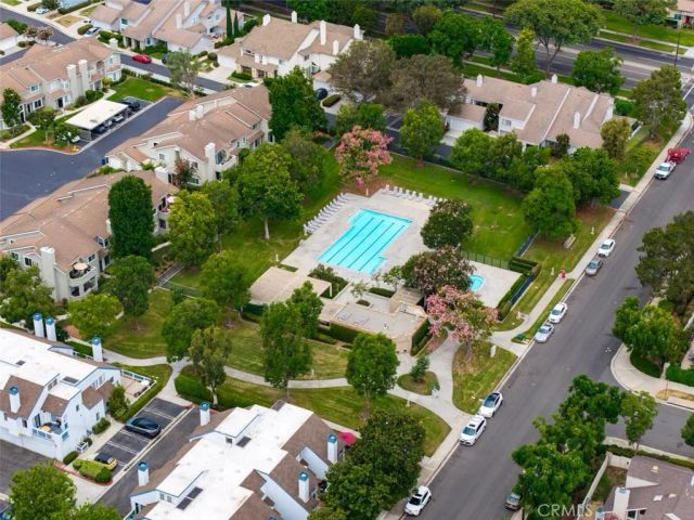 152 Greenmoor 64, Irvine, CA 92614